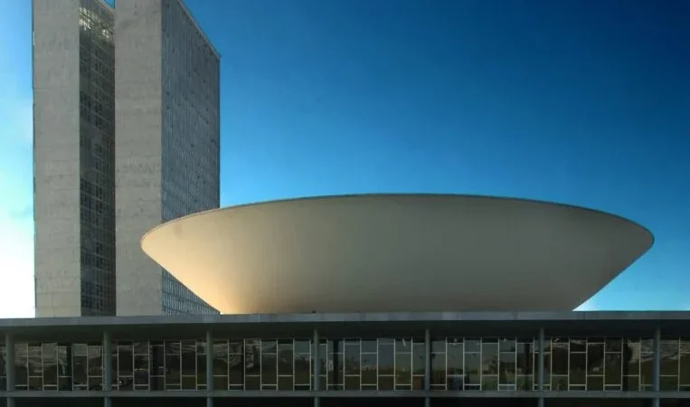 Quatro deputados estaduais deixam a Alesc para assumir cadeiras na Câmara Federal em 2027