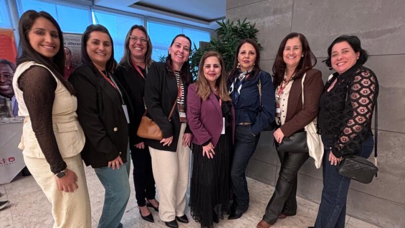 Técnicas da Educação de Araranguá participam de seminário estadual da Undime-SC