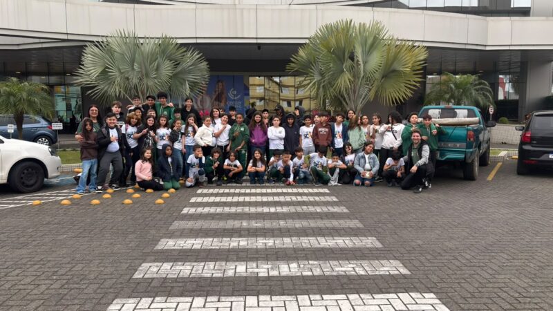 Projeto Apadrinhe um Momento Especial proporciona tarde de cinema a crianças e adolescentes de Maracajá