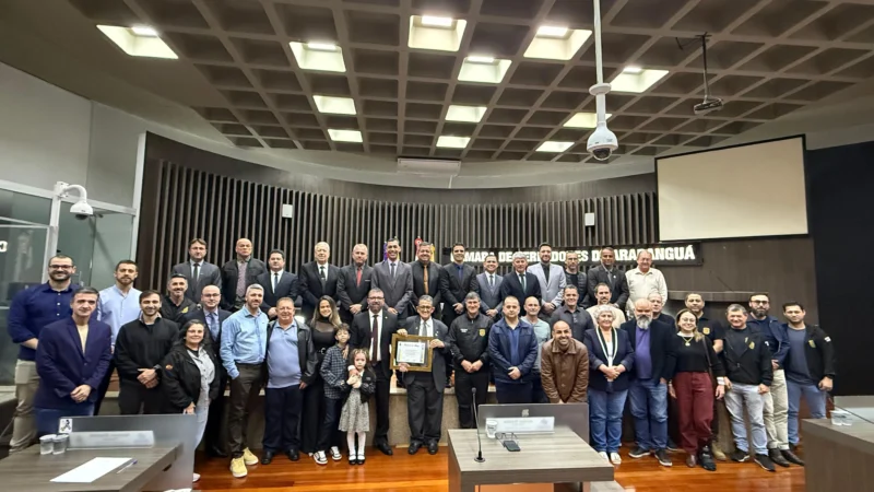 Câmara de Araranguá homenageia delegado Lucas Fernandes da Rosa por atuação na segurança pública