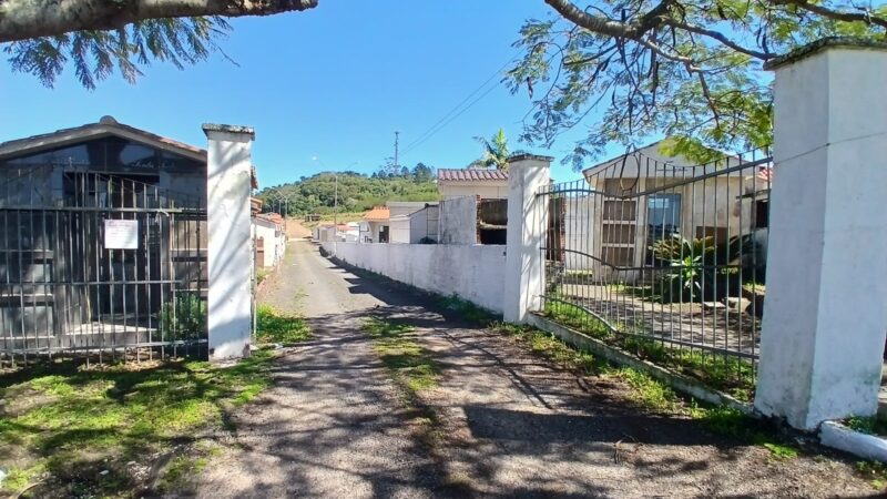 Sombrio prepara seis cemitérios para o Dia de Finados com pintura, limpeza e manutenção