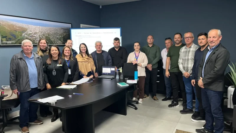 Desenvolvimento Social de Balneário Arroio do Silva apresenta serviços a vereadores