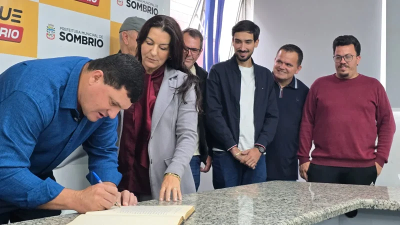 Chico do Maracujá assume a Prefeitura de Sombrio durante licença da prefeita Gislaine Cunha