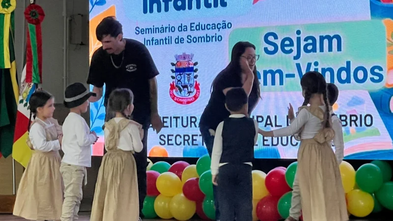 Sombrio realiza Seminário da Educação Infantil com troca de experiências entre professores